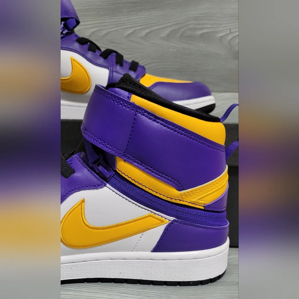 Jordan 1 High FlyEase - Size M 10.5 - Dark Concord/White/Black/Taxi π π π π - Picture 12 of 14